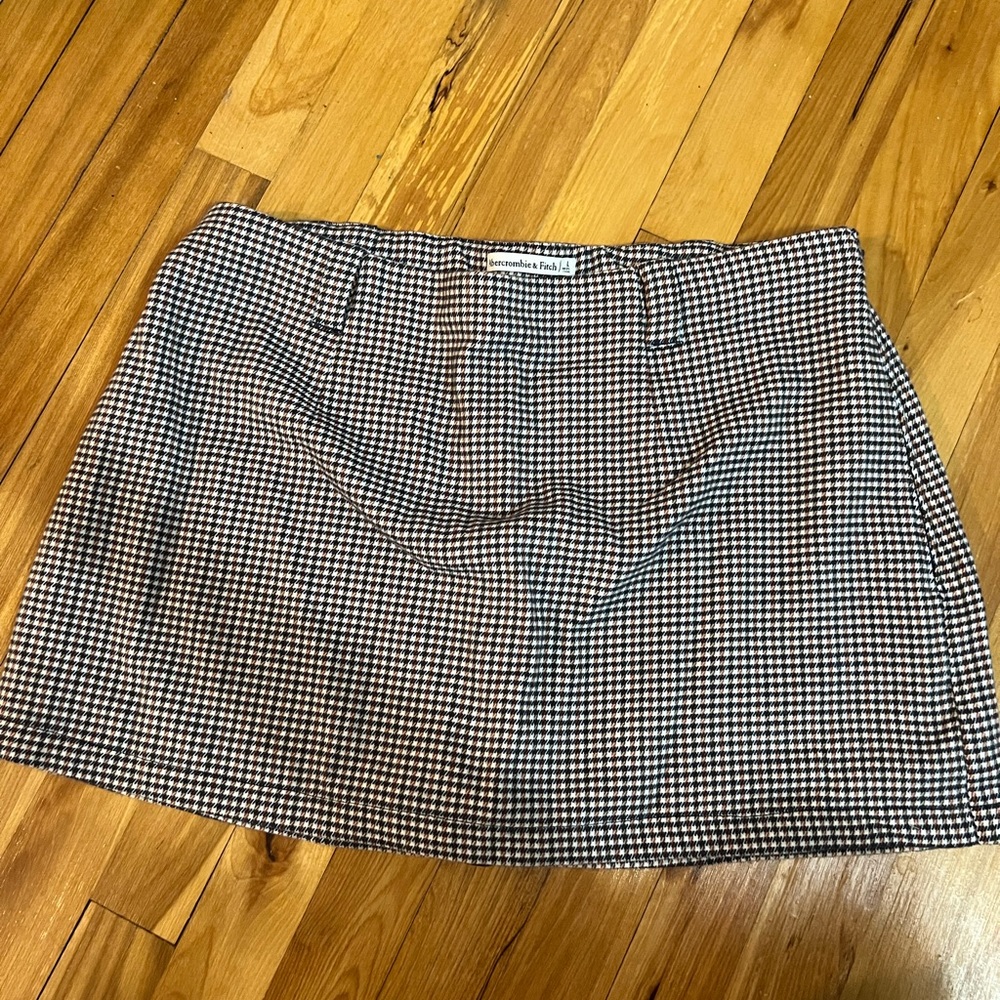 Abercrombie & Fitch - Plaid Mini Skort
